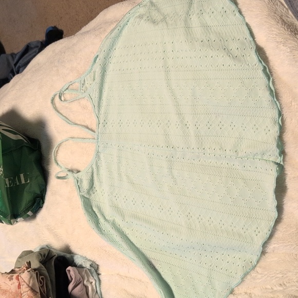 Perout top - Picture 2 of 3